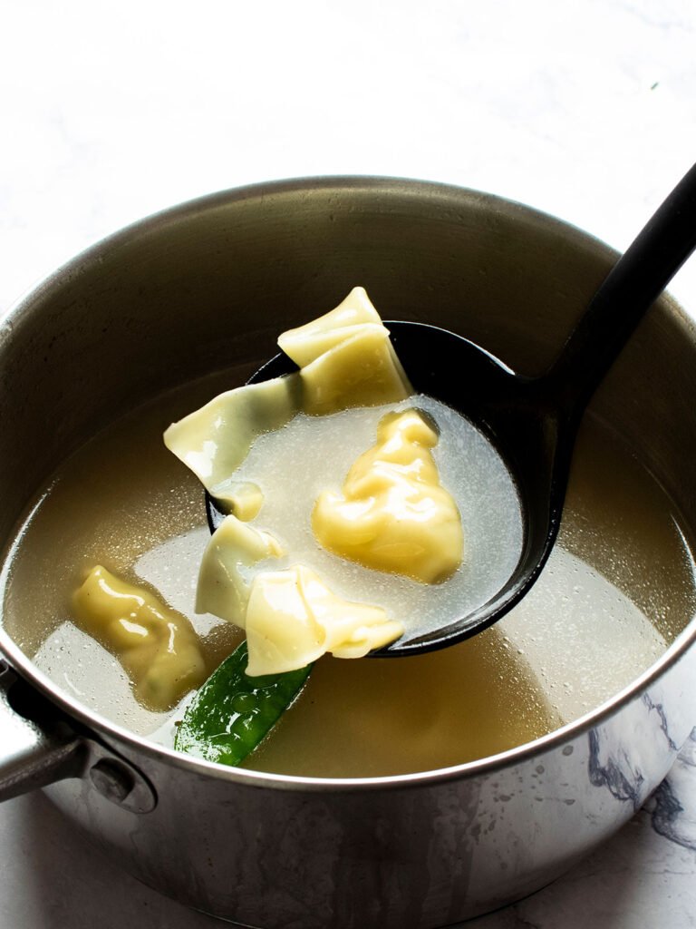 A saucepan of Shanghai wonton soup.